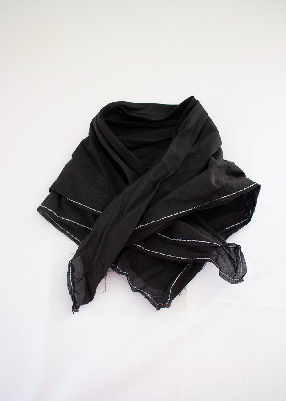 Giulietta Small Headscarf - Charcoal Black / Off White